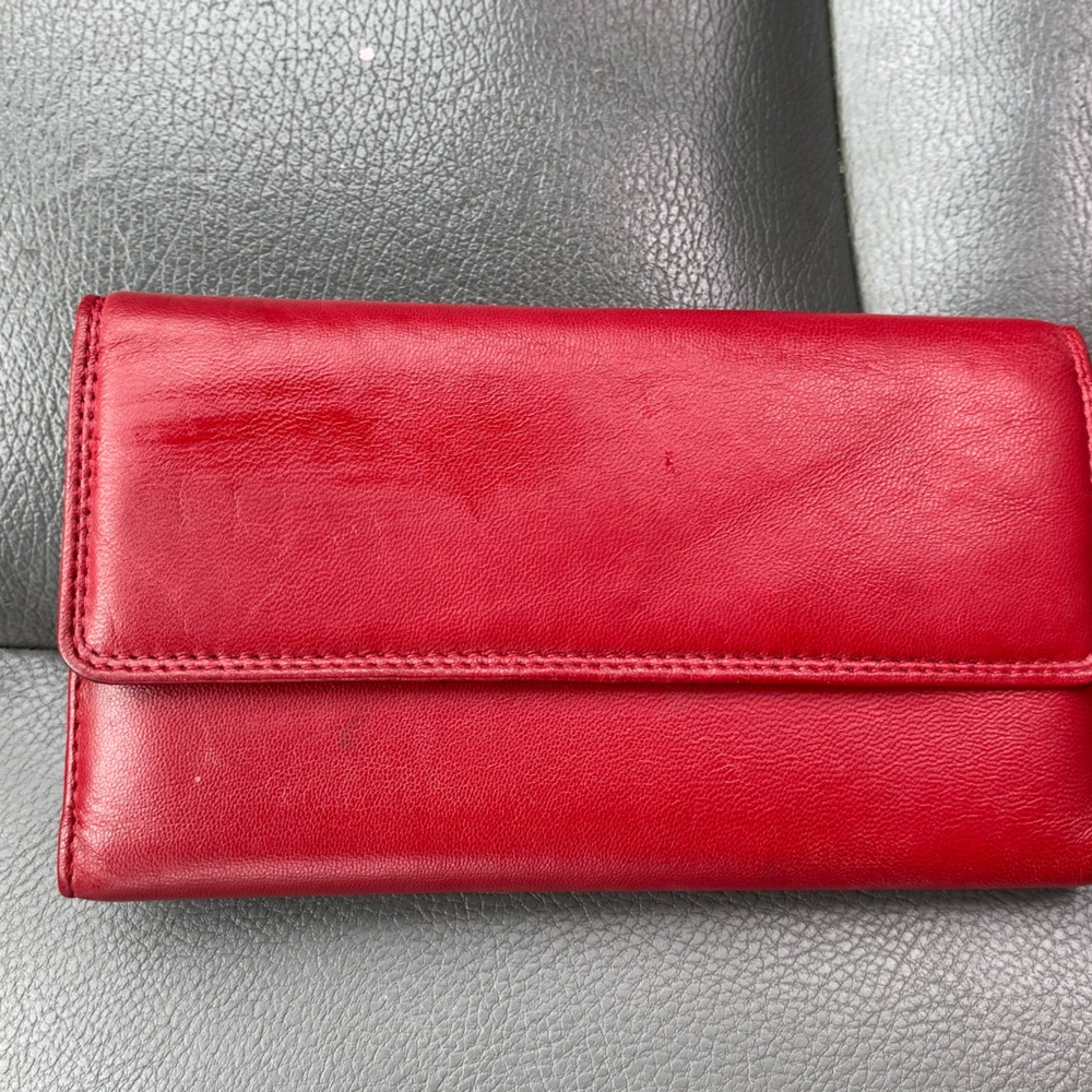 Elegant Antique Red Leather Wallet